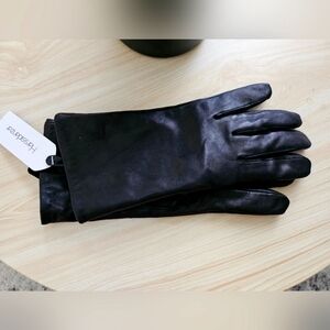 NWT Harssidanzar Women's  Black Leather  Winter Gloves Size Large.
